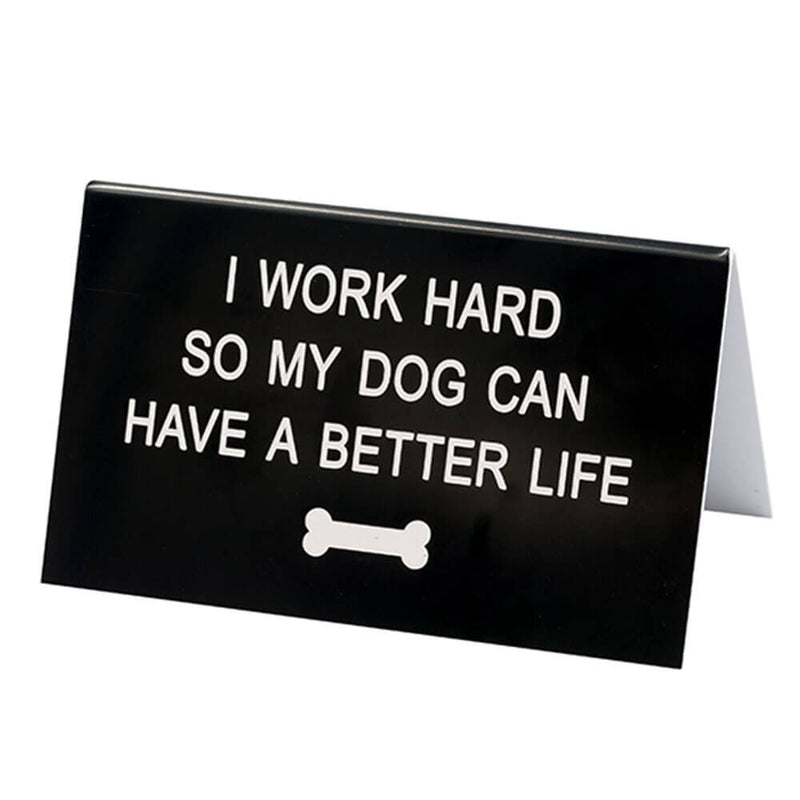 Sano mikä pöytämerkki iso