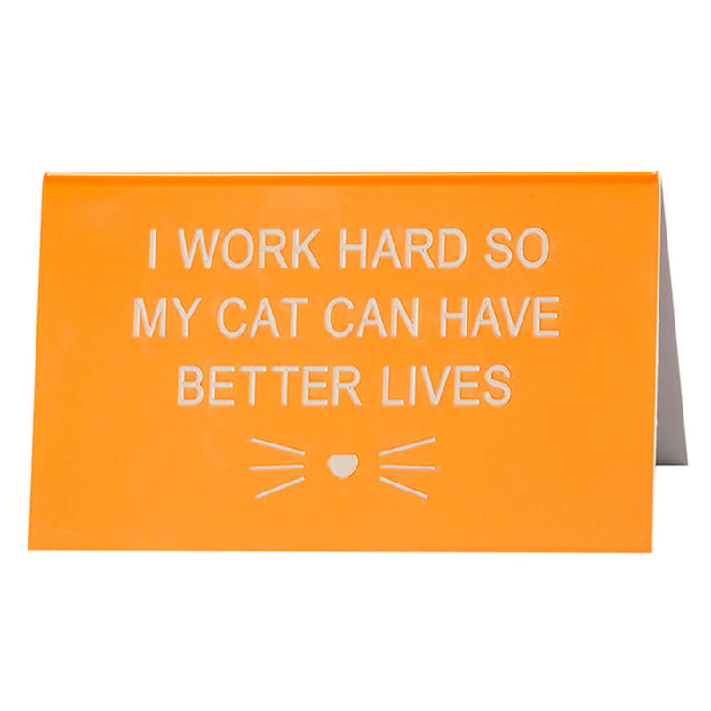 Sano mikä pöytämerkki iso