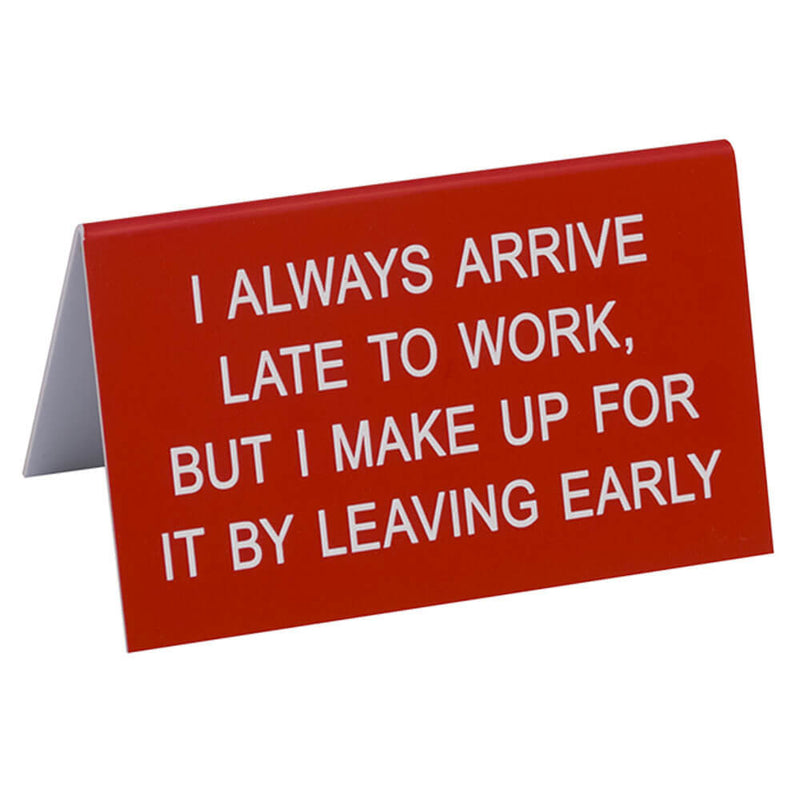 Sano mikä pöytämerkki iso