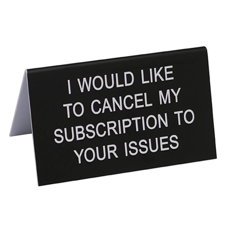 Sano mikä pöytämerkki iso