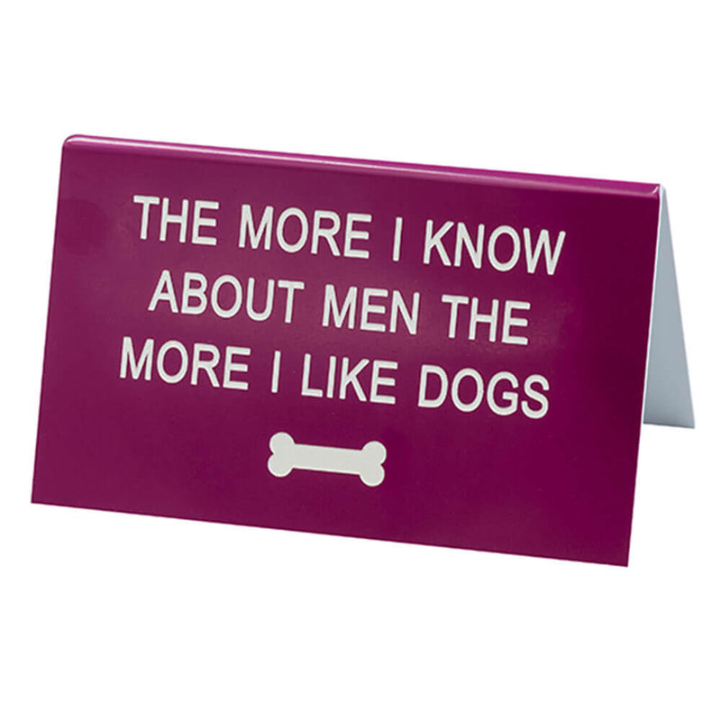 Sano mikä pöytämerkki iso