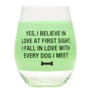 Sano mitä viinilasia