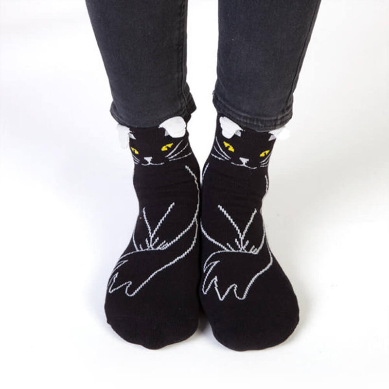 Jalat puhuvat sukkia